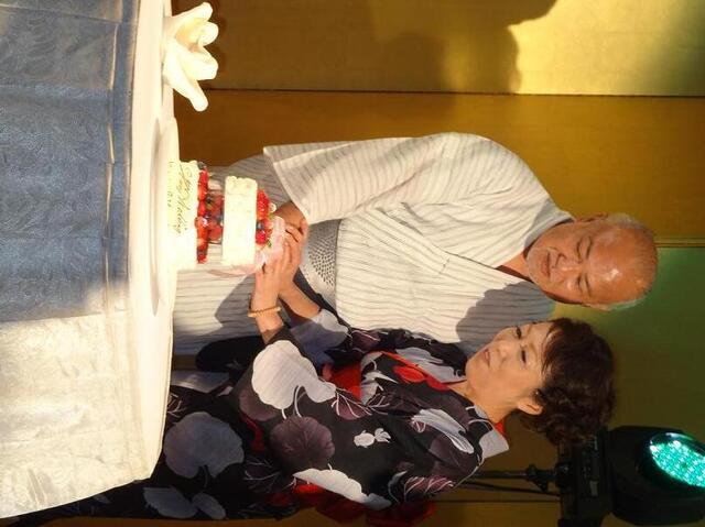 weddingcake.JPG
